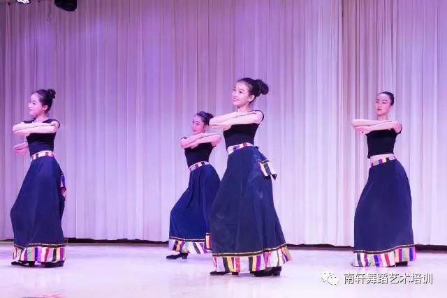 南轩舞蹈艺术培训