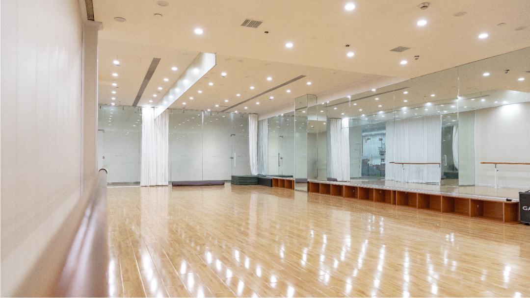鑫艺舞蹈艺术中心